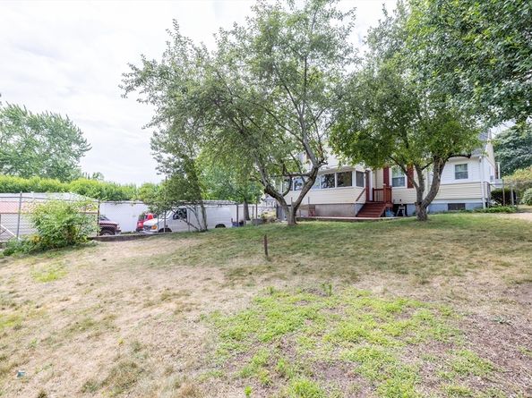 6 Curtis Rd, Saugus MA 01906