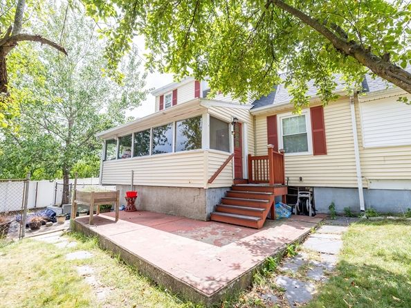6 Curtis Rd, Saugus MA 01906