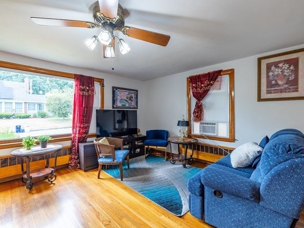 6 Curtis Rd, Saugus MA 01906