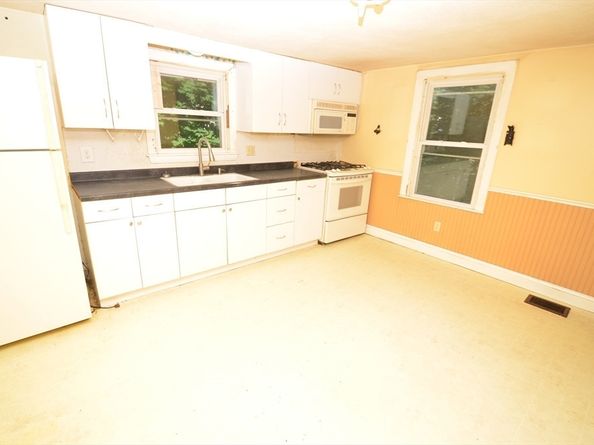 20 Washington Pl, Malden MA 02148