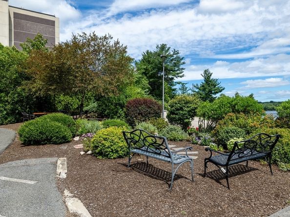 1500 Worcester Rd 217, Framingham MA 01702