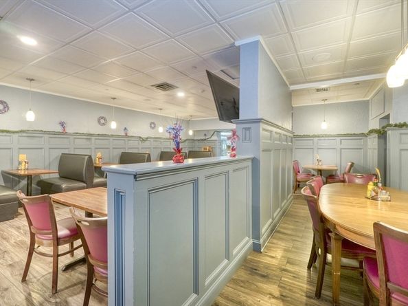 1086-1088 Washington St, Norwood MA 02062