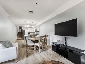 4 Duck Pond Rd 211, Beverly MA 01915