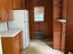 94 Pleasant, Medfield MA 02052