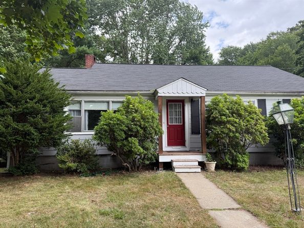 94 Pleasant, Medfield MA 02052