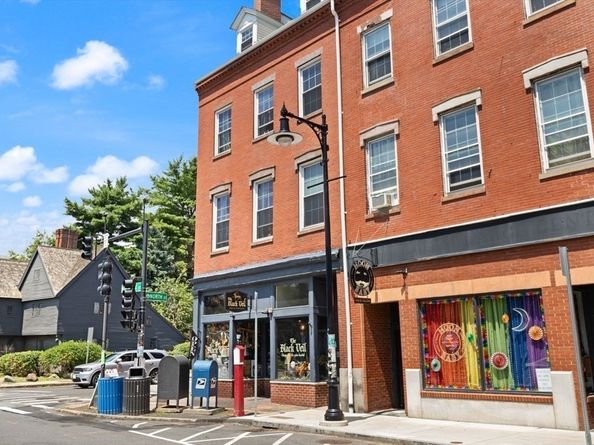 304 Essex St 1, Salem MA 01970