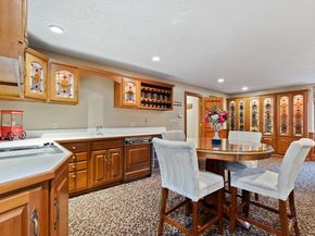 16 Durham Drive, Lynnfield MA 01940
