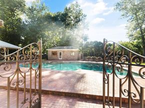 16 Durham Drive, Lynnfield MA 01940