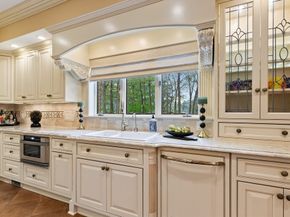 16 Durham Drive, Lynnfield MA 01940