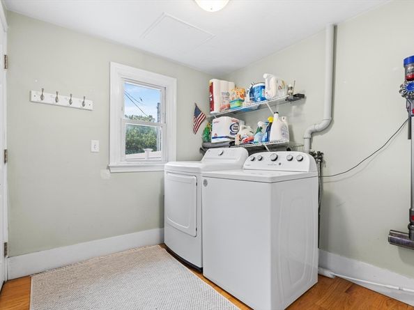 4 Essex St, Boston MA 02129