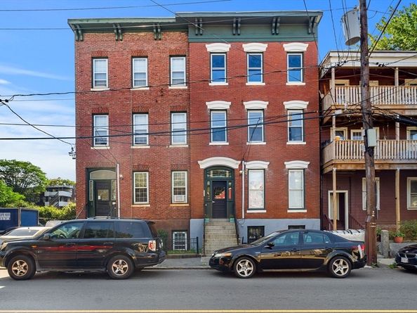 77 Pearl St 3, Chelsea MA 02150