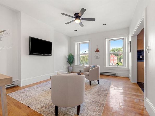77 Pearl St 3, Chelsea MA 02150
