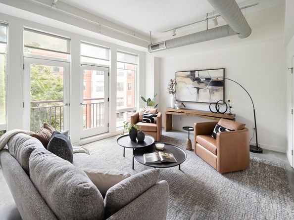 139 E Berkeley 402, Boston MA 02118