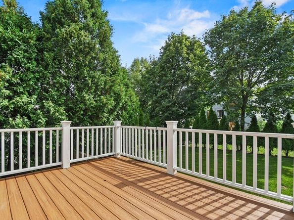 32 Bacon St, Watertown MA 02472