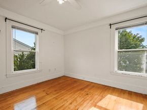32 Bacon St, Watertown MA 02472