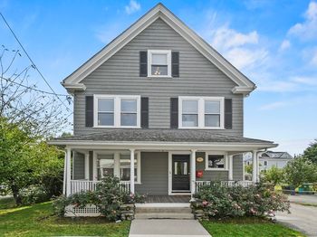 32 Bacon St