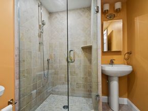 32 Bacon St, Watertown MA 02472