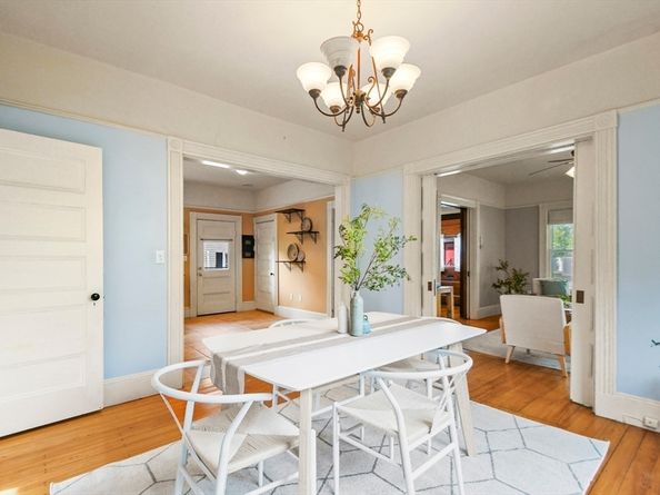 32 Bacon St, Watertown MA 02472