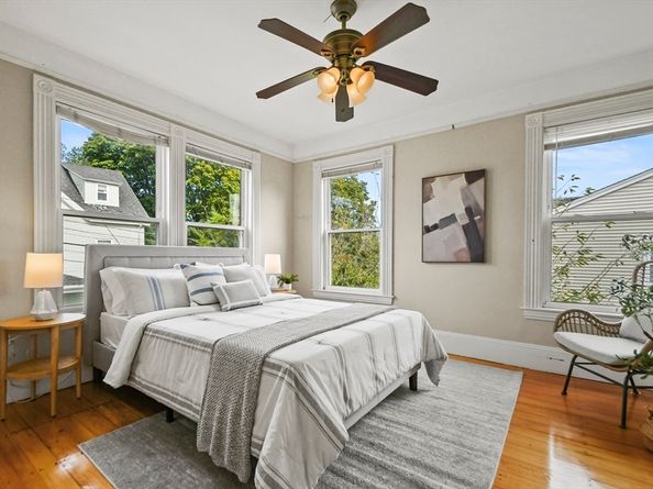 32 Bacon St, Watertown MA 02472