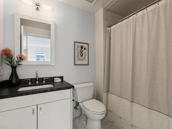 65 Green Street 302, Boston MA 02130