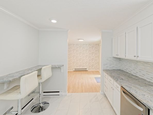 60 Spencer St 60, Millis MA 02054