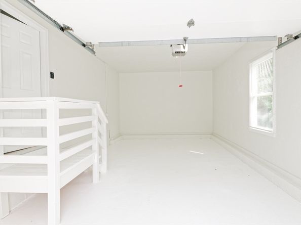 60 Spencer St 60, Millis MA 02054