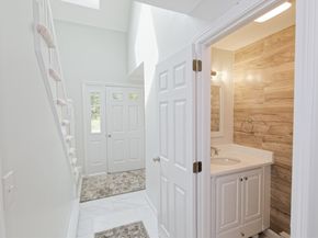 60 Spencer St 60, Millis MA 02054
