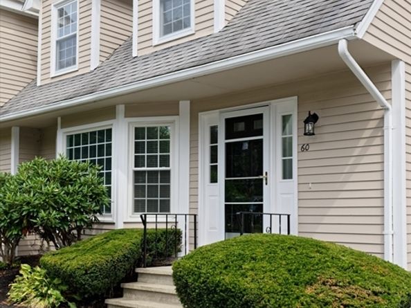 60 Spencer St 60, Millis MA 02054