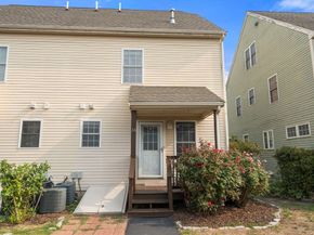 14 Dacy St 12, Boston MA 02136