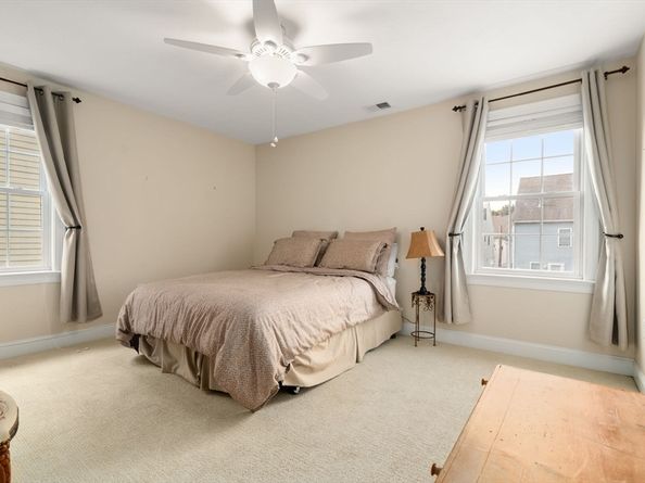 14 Dacy St 12, Boston MA 02136