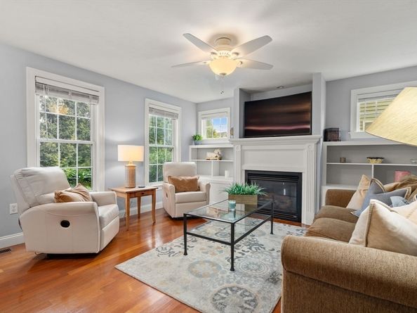 14 Dacy St 12, Boston MA 02136