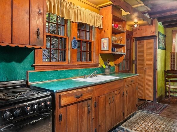 5 Marshall Lane, Rockport MA 01966