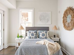 18 Chelsea St 3, Boston MA 02128