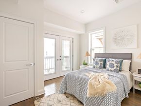 18 Chelsea St 3, Boston MA 02128