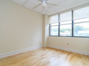 948 Main St 209, Waltham MA 02453