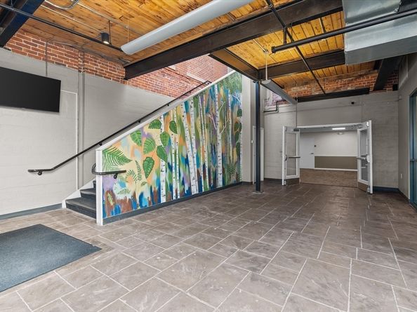 160 Fremont St 239, Worcester MA 01603