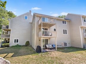 1104 Lewis O Gray Dr 1104, Saugus MA 01906