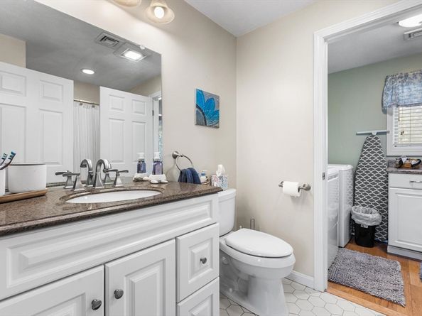 1104 Lewis O Gray Dr 1104, Saugus MA 01906
