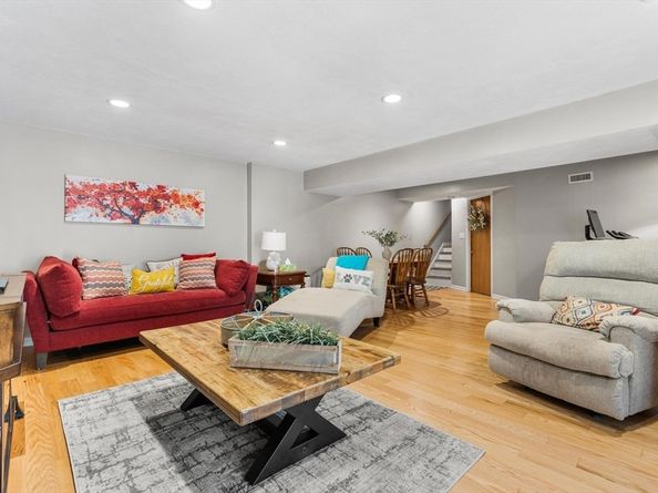 1104 Lewis O Gray Dr 1104, Saugus MA 01906