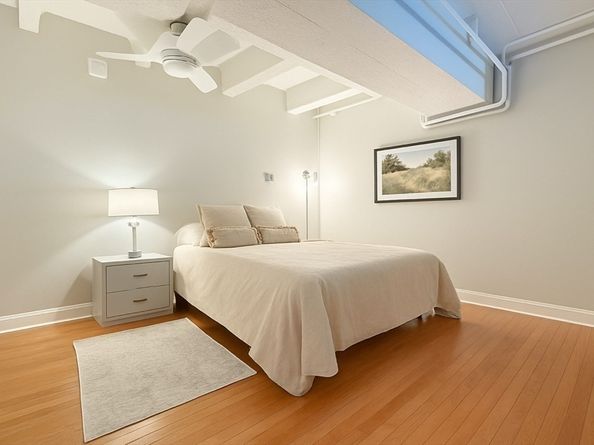12 Stoneholm St 423, Boston MA 02115