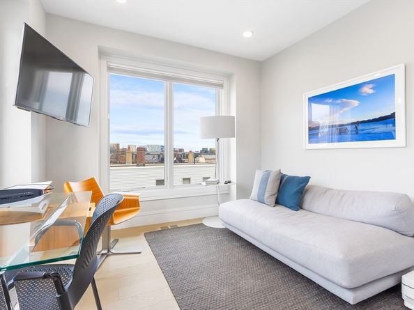 502 E 3rd St 1, Boston MA 02127