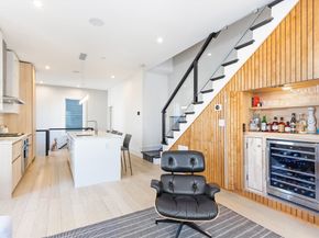 502 E 3rd St 1, Boston MA 02127