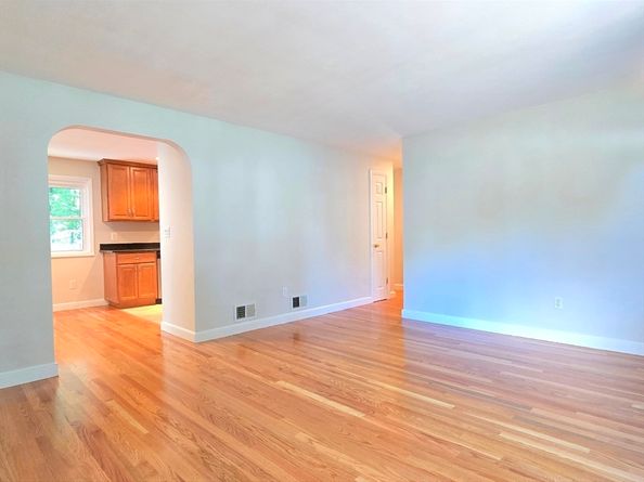 26 Wenzell Rd, Ashland MA 01721