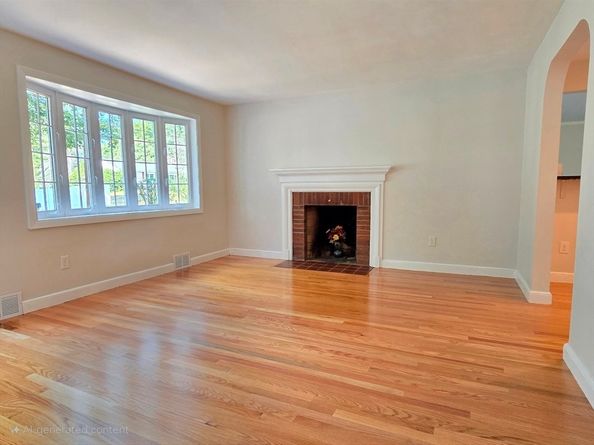 26 Wenzell Rd, Ashland MA 01721