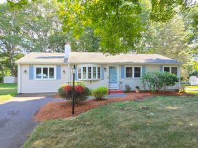 26 Wenzell Rd, Ashland MA 01721