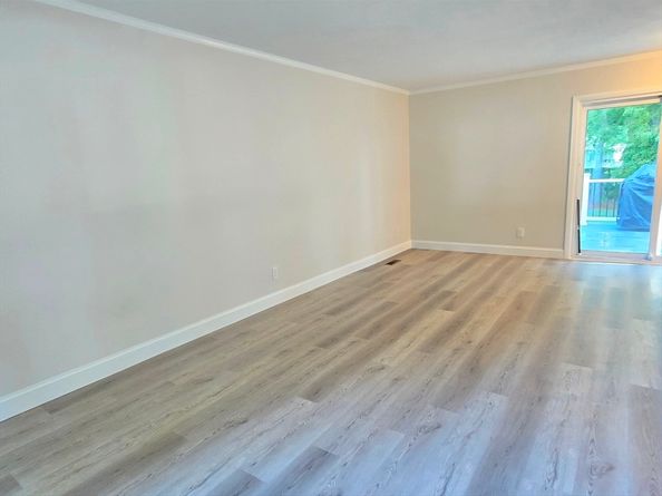 26 Wenzell Rd, Ashland MA 01721