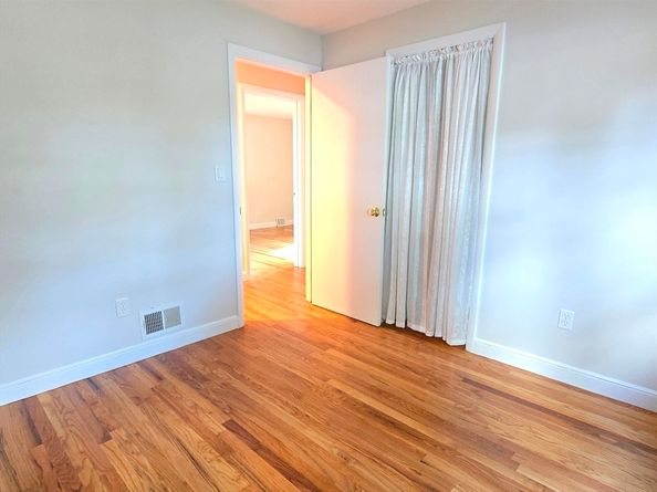 26 Wenzell Rd, Ashland MA 01721