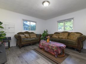 285 Hovenden Ave, Brockton MA 02302