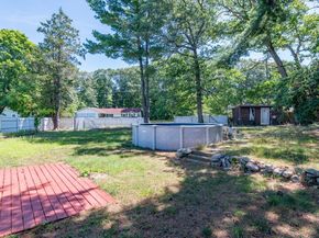 285 Hovenden Ave, Brockton MA 02302