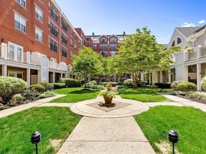 11 Church Street 109, Salem MA 01970